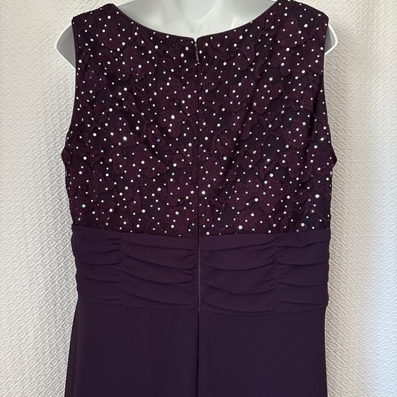 R&M Long Sleeveless Eggplant Purple Dress with Jacket size 16W 2 piece set - Picture 4 of 6